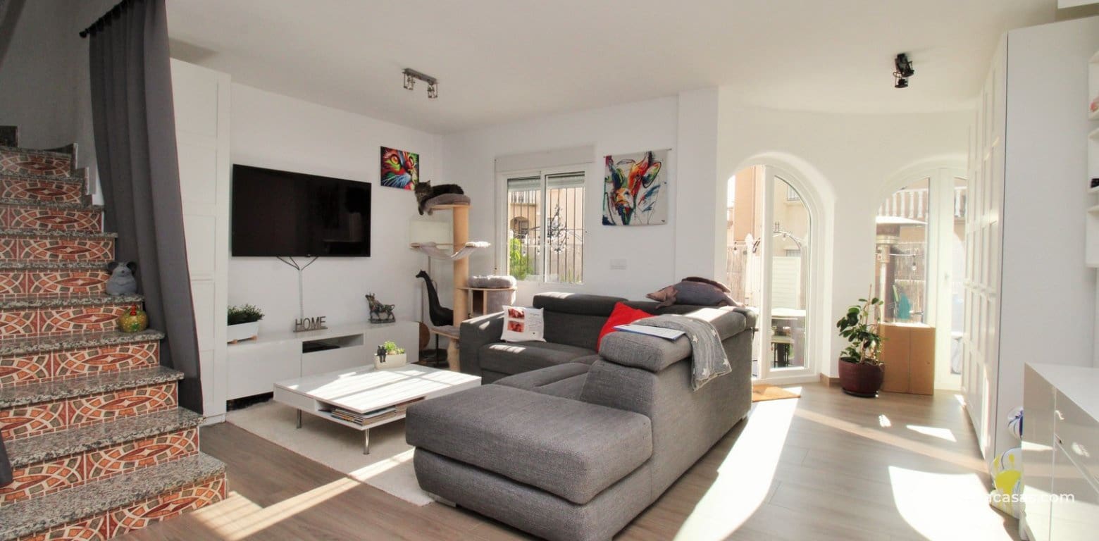 2 chambre Maison de Ville à vendre à Villamartin avec piscine - 330 000 € (Ref: 9329569)