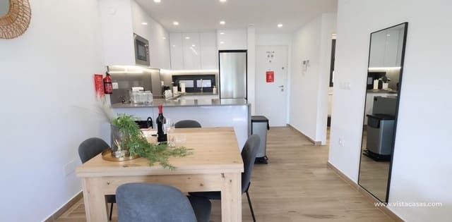 Apartamento de 2 habitaciones en Villamartin, Orihuela en venta - 270.000 € (Ref: 9331031)