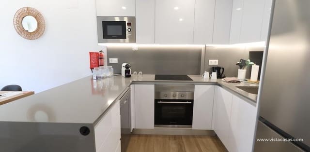 Apartamento de 2 habitaciones en Villamartin, Orihuela en venta - 270.000 € (Ref: 9331031)