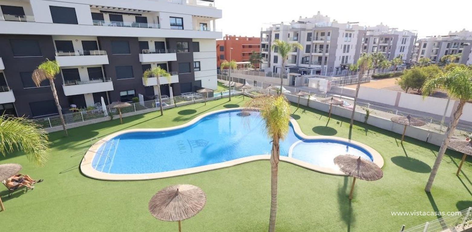 Apartamento de 2 habitaciones en Villamartin en venta - 270.000 € (Ref: 9331031)