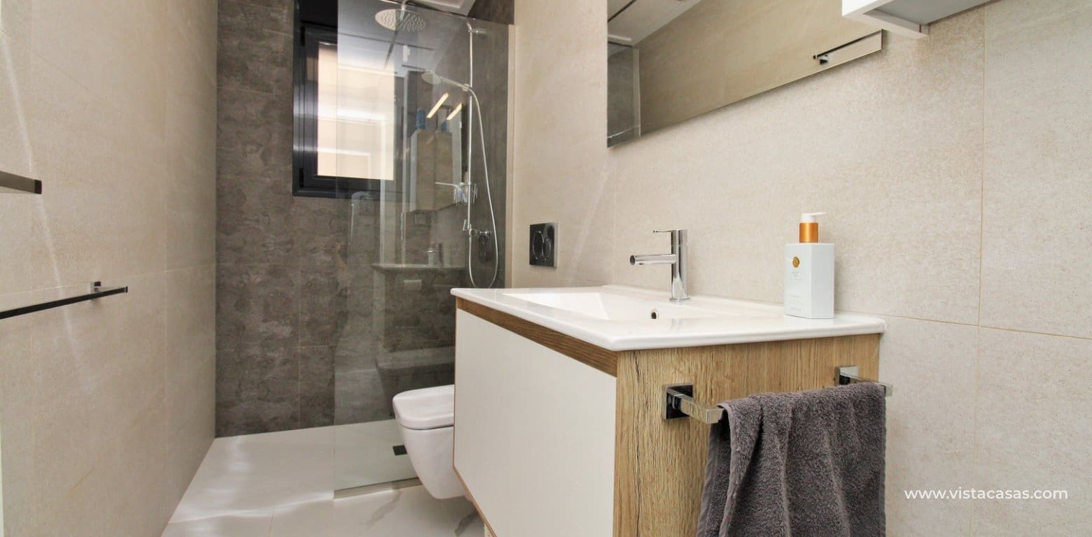 Apartamento de 2 habitaciones en San Miguel de Salinas en venta con piscina - 349.950 € (Ref: 9331756)