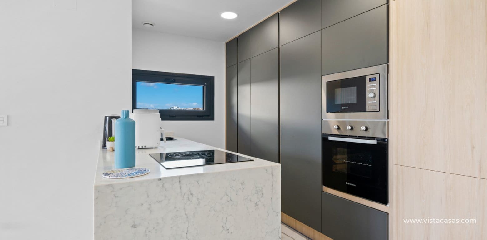 2 bedroom Apartment for sale in Villamartin - € 289,000 (Ref: 9335481)