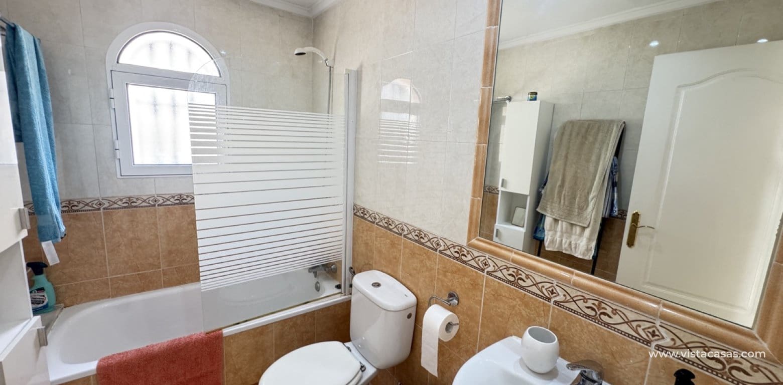 3 bedroom Townhouse for sale in Villamartin - € 199,995 (Ref: 9343623)