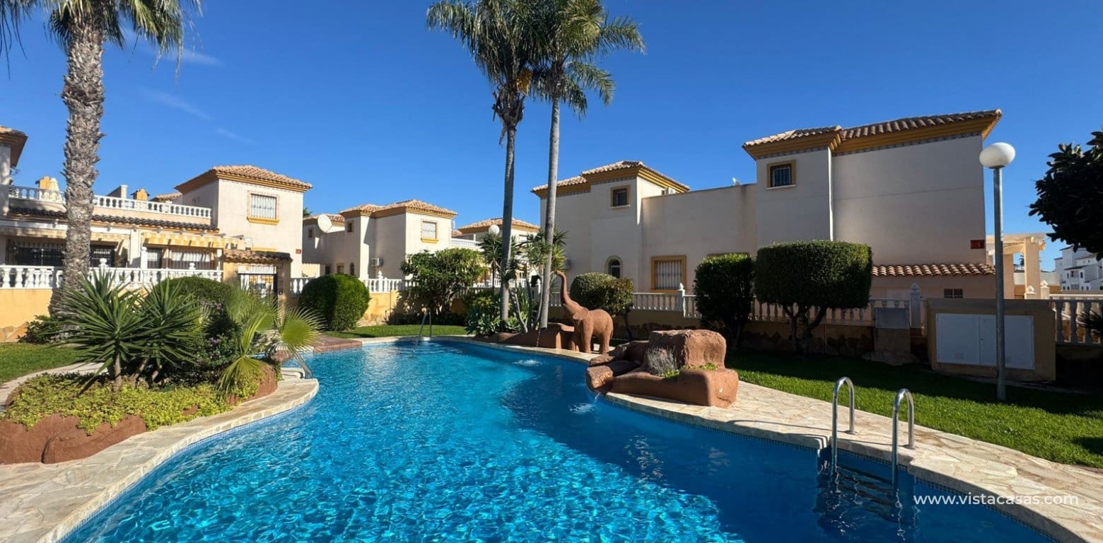 3 bedroom Townhouse for sale in Villamartin - € 199,995 (Ref: 9343623)