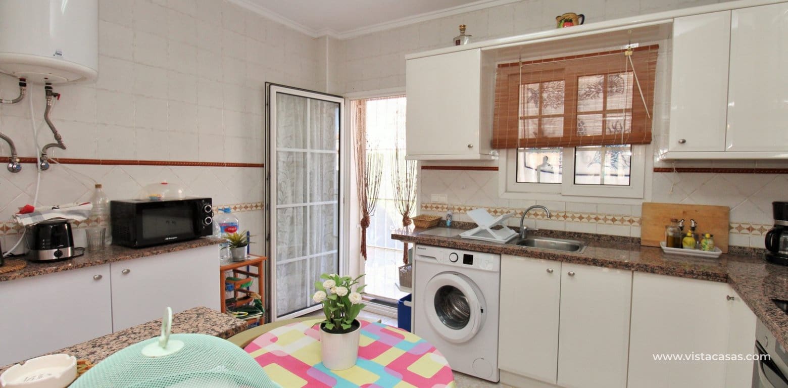 2 sovrum Lägenhet till salu i Playa Flamenca med pool - 199 000 € (Ref: 9346594)