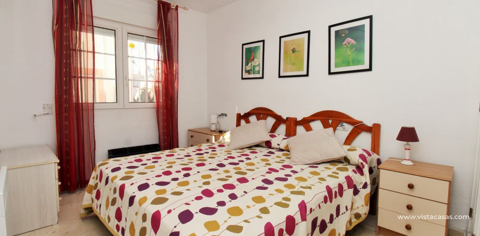 2 sovrum Lägenhet till salu i Playa Flamenca med pool - 199 000 € (Ref: 9346594)