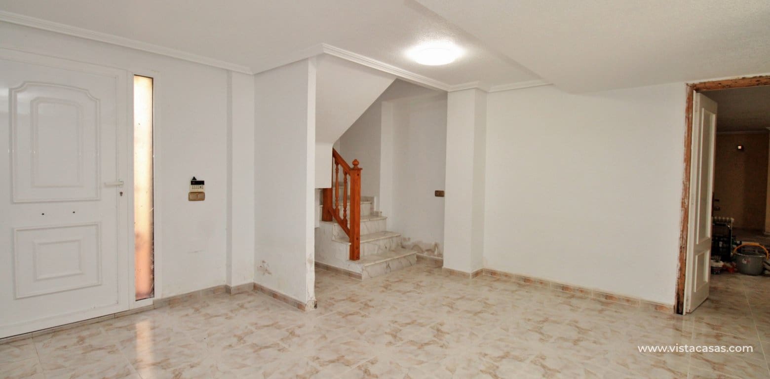 Chalet de 4 habitaciones en Playa Flamenca en venta con piscina - 379.000 € (Ref: 9353024)