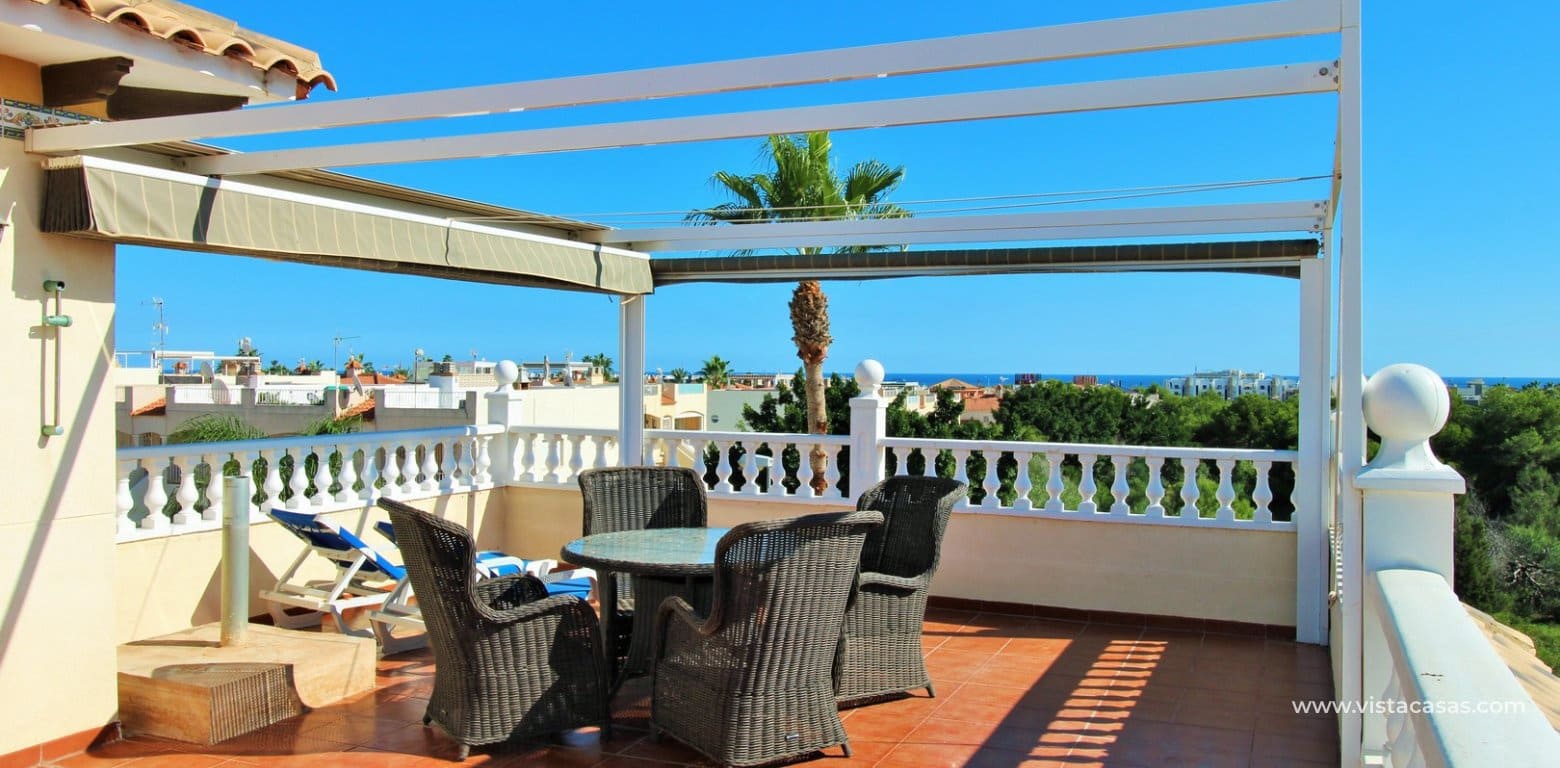 Chalet de 4 habitaciones en Playa Flamenca en venta con piscina - 379.000 € (Ref: 9353024)