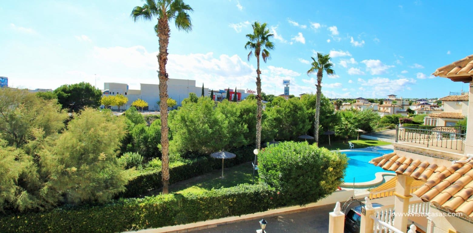 Chalet de 4 habitaciones en Playa Flamenca en venta con piscina - 379.000 € (Ref: 9353024)