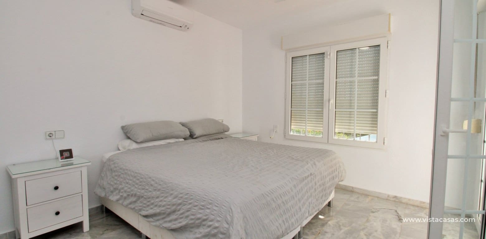 Chalet de 3 habitaciones en Las Ramblas Golf en venta con piscina - 499.000 € (Ref: 9363025)