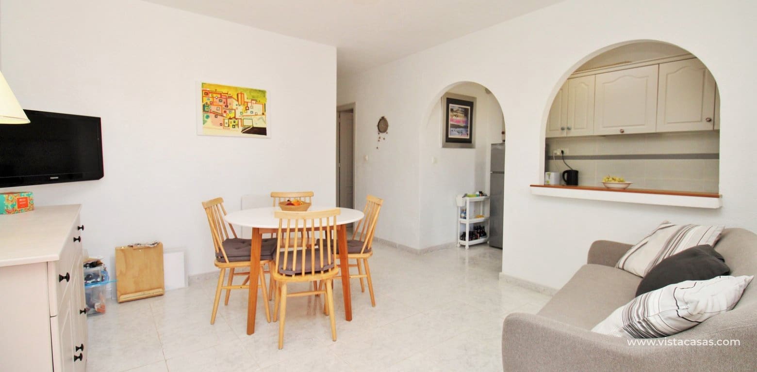 2 soveværelse Lejlighed til salg i Villamartin med swimmingpool - € 144.995 (Ref: 9363338)