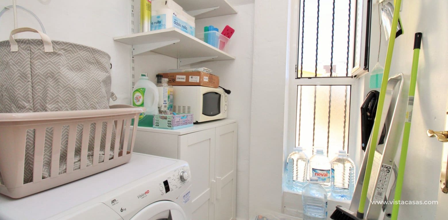 2 soveværelse Lejlighed til salg i Villamartin med swimmingpool - € 144.995 (Ref: 9363338)