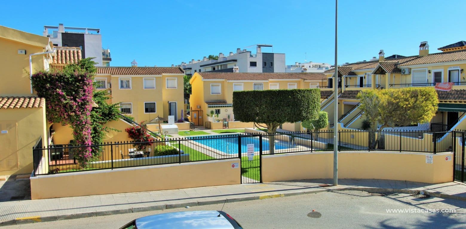 2 soveværelse Lejlighed til salg i Villamartin med swimmingpool - € 144.995 (Ref: 9363338)