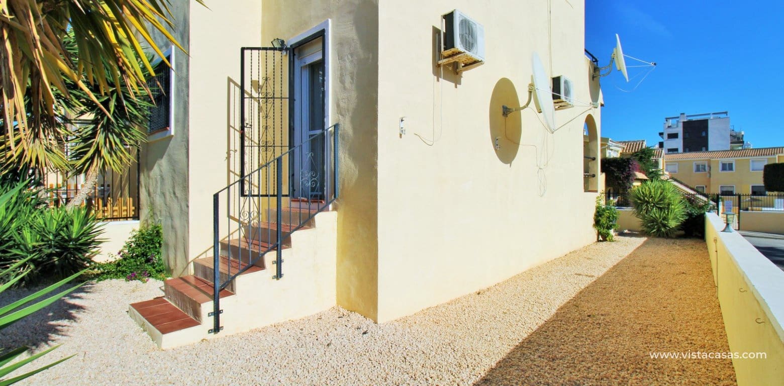 2 soveværelse Lejlighed til salg i Villamartin med swimmingpool - € 144.995 (Ref: 9363338)