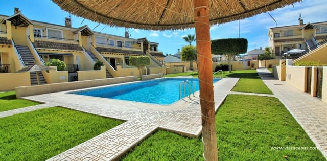 2 soveværelse Lejlighed til salg i Villamartin, Orihuela med swimmingpool - € 144.995 (Ref: 9363338)