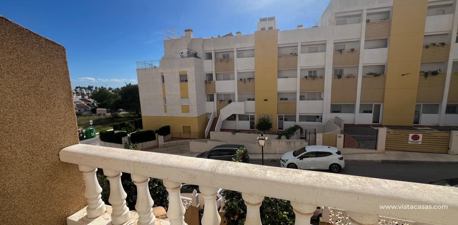 2 bedroom Townhouse for sale in Villamartin - € 144,900 (Ref: 9372176)
