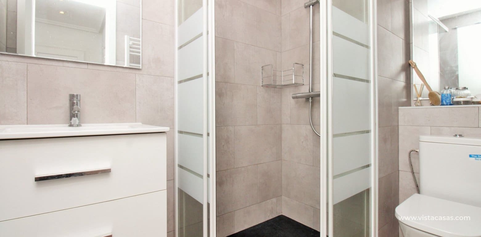 3 bedroom Villa for sale in Villamartin with pool - € 375,000 (Ref: 9373991)