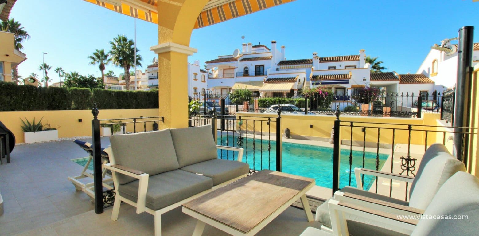 3 bedroom Villa for sale in Villamartin with pool - € 375,000 (Ref: 9373991)