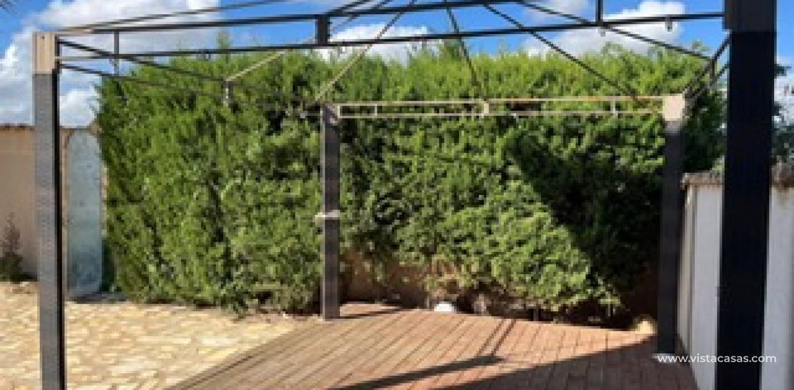 Chalet de 3 habitaciones en Playa Flamenca en venta - 385.000 € (Ref: 9377971)