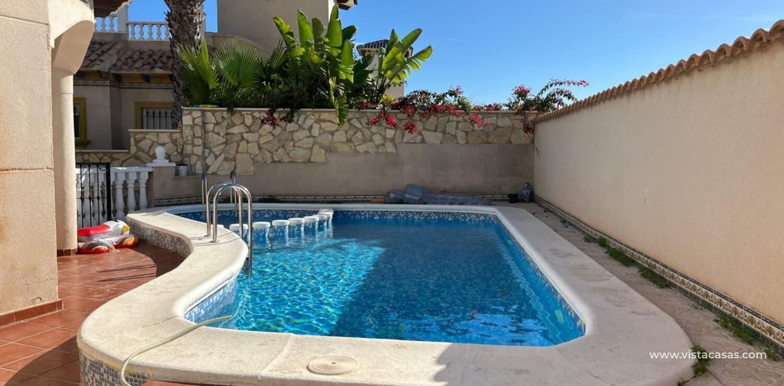 Chalet de 3 habitaciones en Playa Flamenca en venta - 385.000 € (Ref: 9377971)