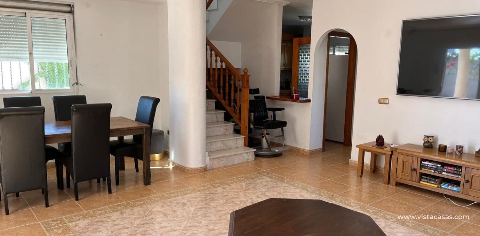 Chalet de 3 habitaciones en Playa Flamenca en venta - 385.000 € (Ref: 9377971)