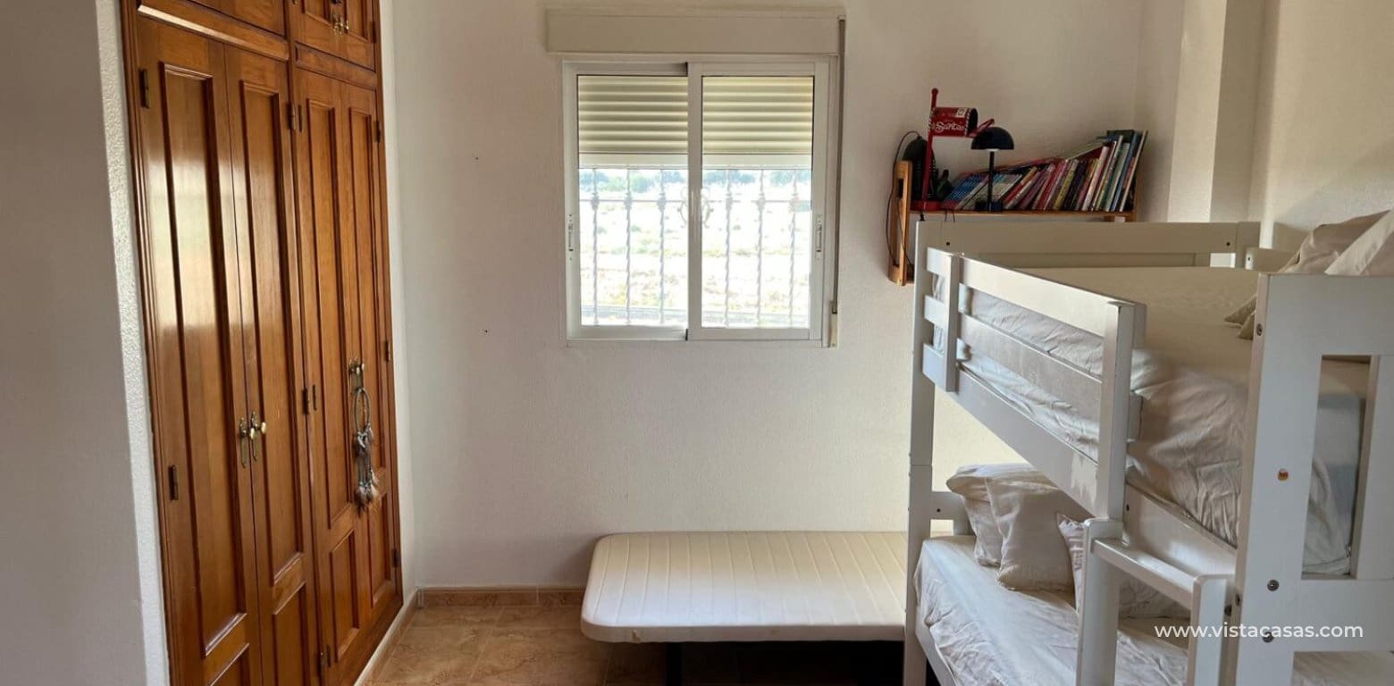 Chalet de 3 habitaciones en Playa Flamenca en venta - 385.000 € (Ref: 9377971)