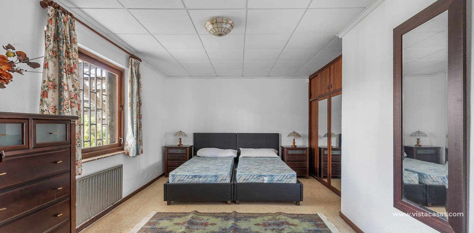 5 soverom Villa til salgs i Villamartin - € 670 000 (Ref: 9379458)