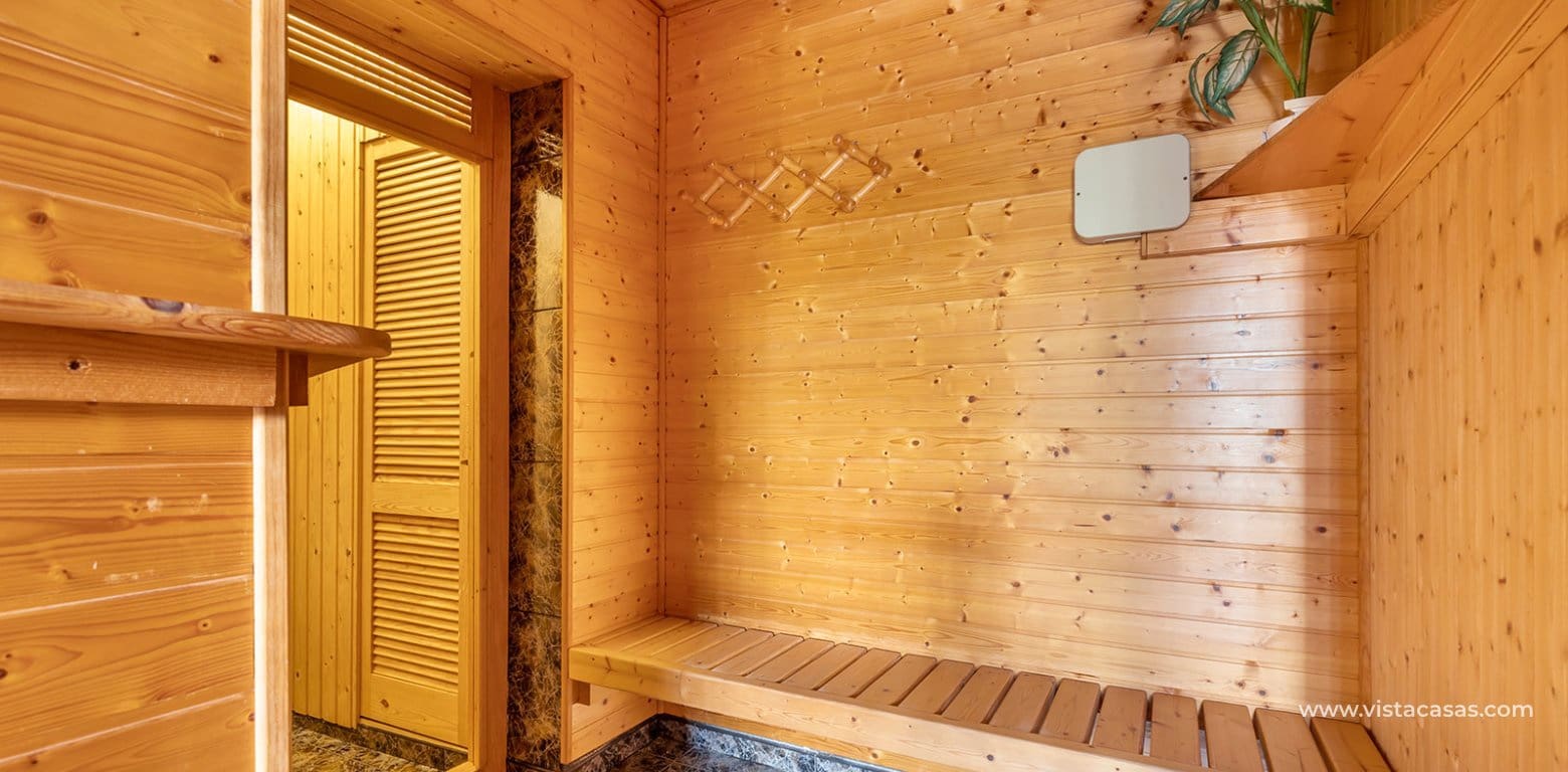 5 soverom Villa til salgs i Villamartin - € 670 000 (Ref: 9379458)