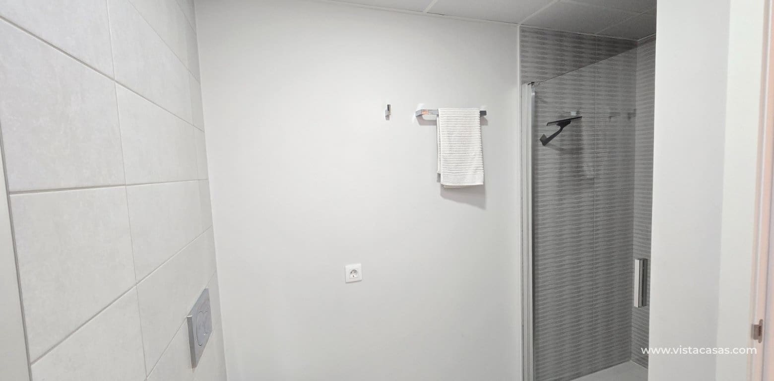 2 quarto Apartamento para venda em Villamartin - 285 000 € (Ref: 9383221)