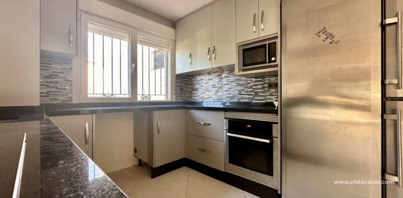 4 Zimmer Villa zu verkaufen in Villamartin - 285.000 € (Ref: 9385974)