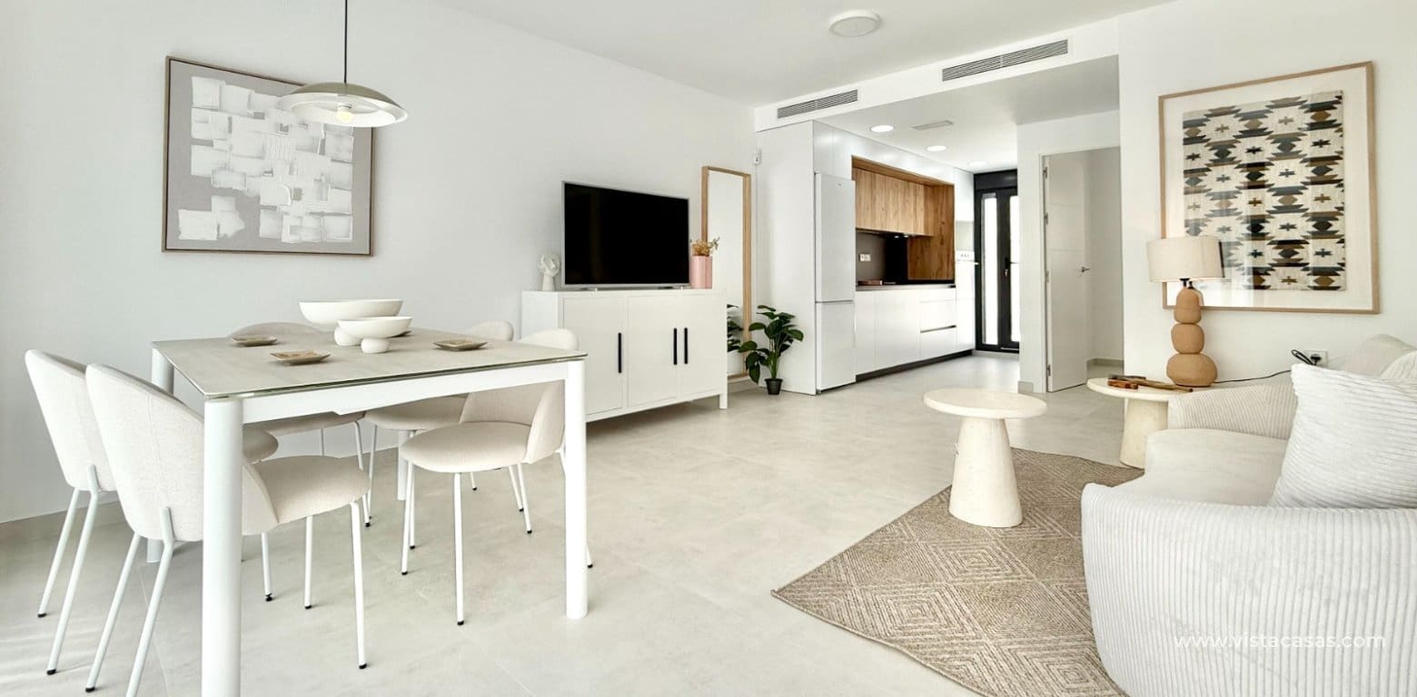 3 soveværelse Byhus til salg i Cox - € 255.000 (Ref: 9385981)