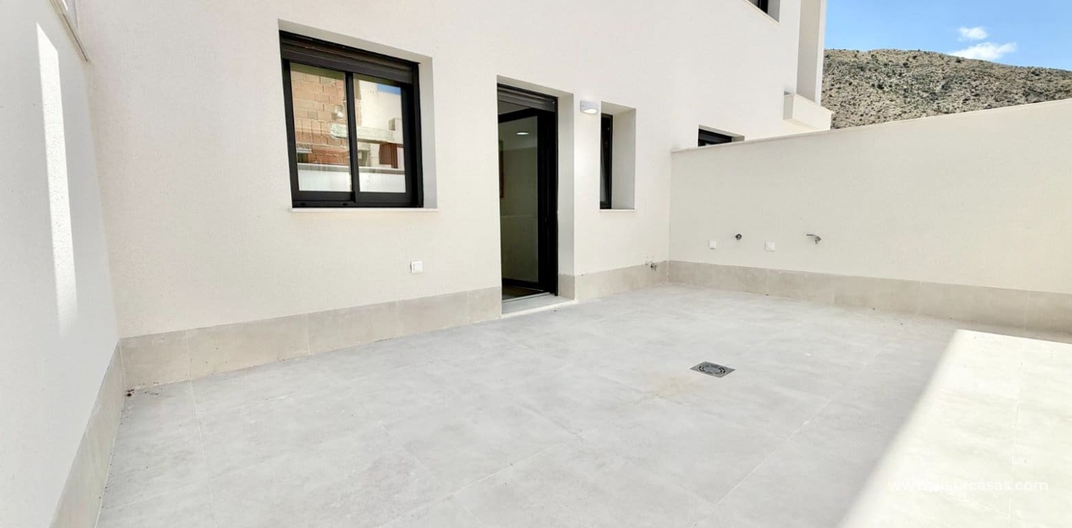 3 soveværelse Byhus til salg i Cox - € 255.000 (Ref: 9385981)