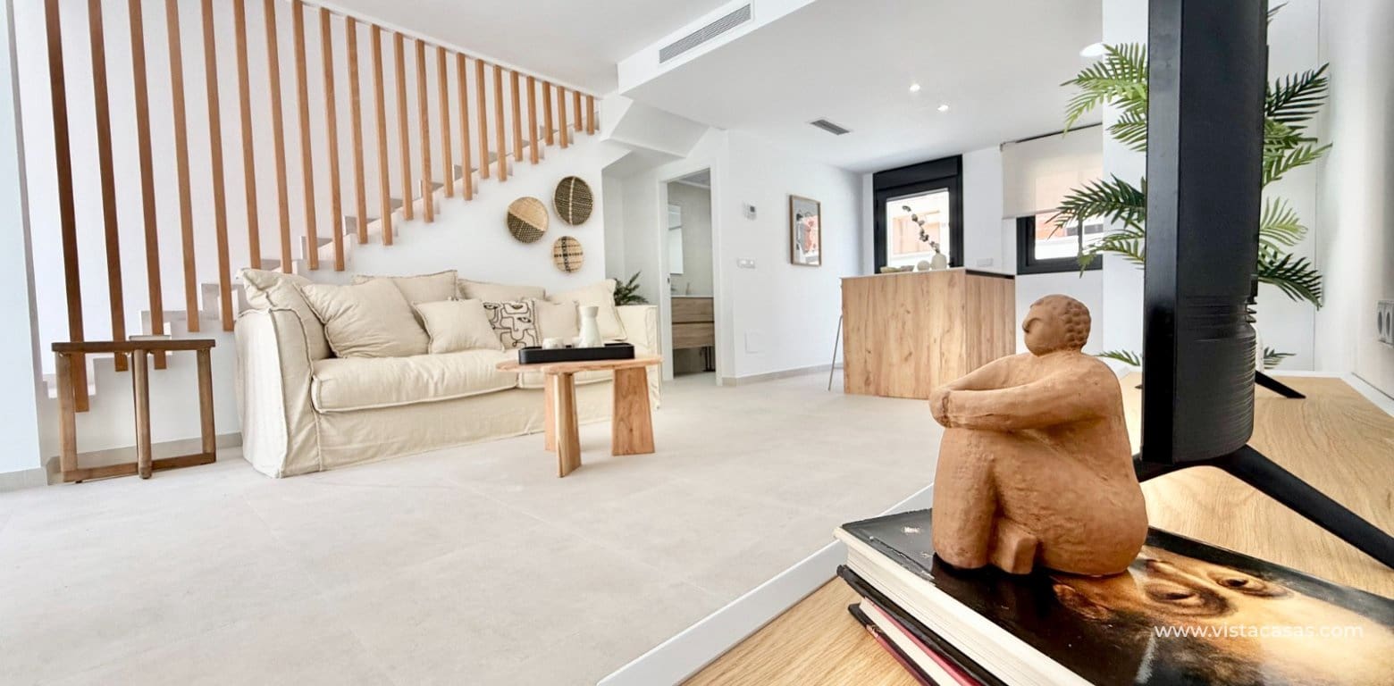 3 soveværelse Byhus til salg i Cox - € 255.000 (Ref: 9385981)