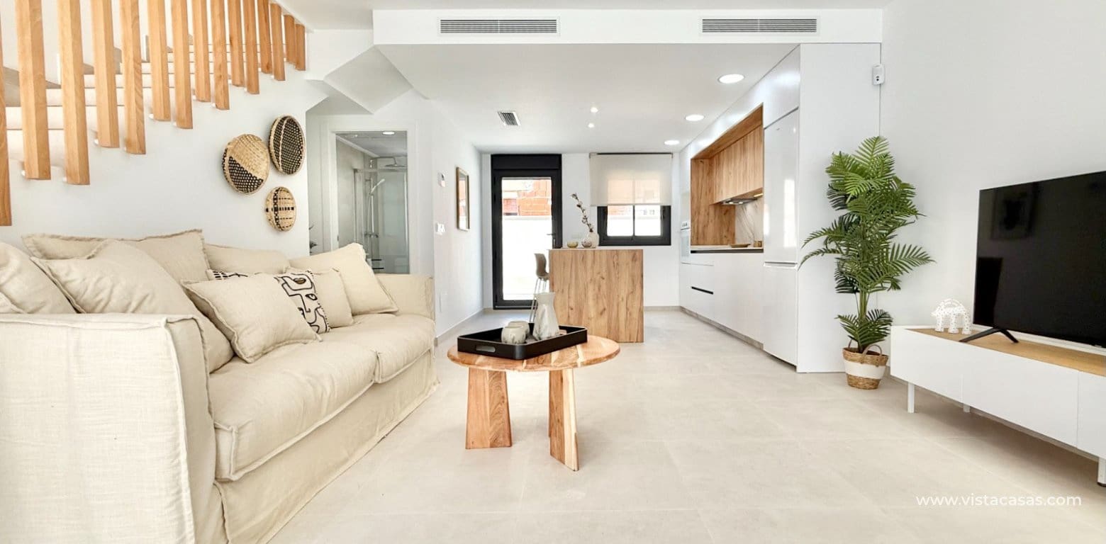 3 soveværelse Byhus til salg i Cox - € 255.000 (Ref: 9385981)