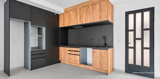 2 slaapkamer Appartement te koop in San Miguel de Salinas - € 199.000 (Ref: 9385984)