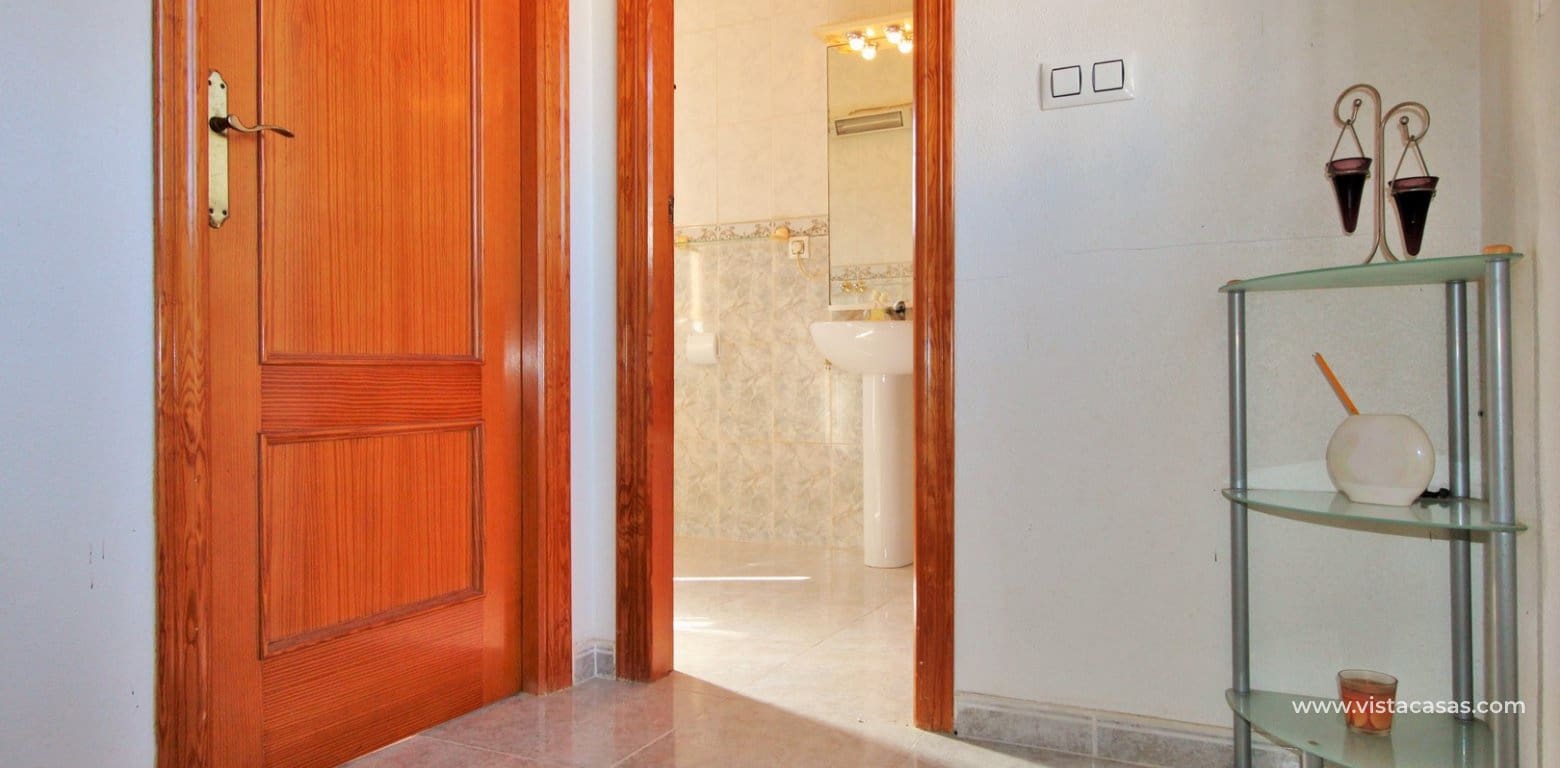 3 slaapkamer Huis te koop in Villamartin met zwembad - € 249.990 (Ref: 9386564)