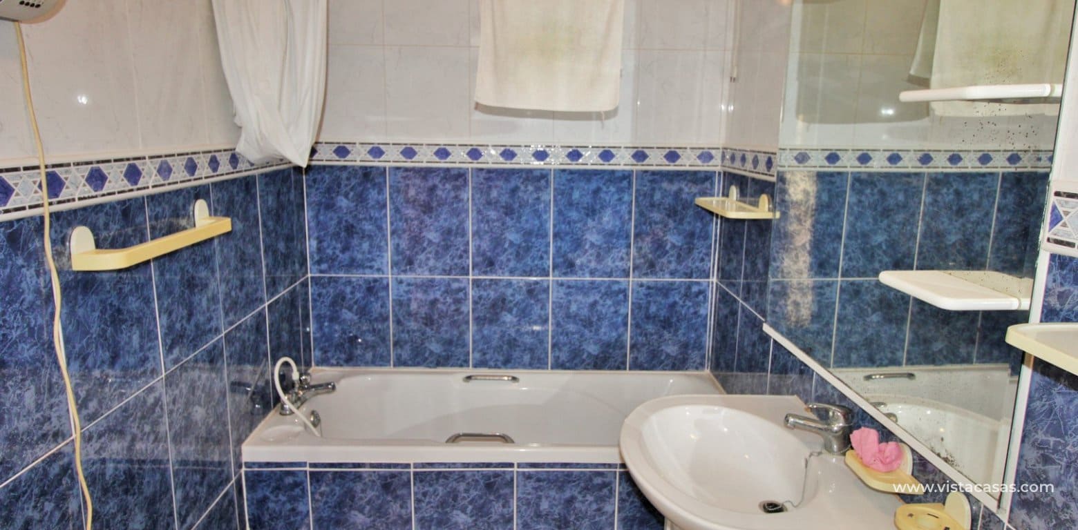 3 slaapkamer Huis te koop in Villamartin met zwembad - € 249.990 (Ref: 9386564)