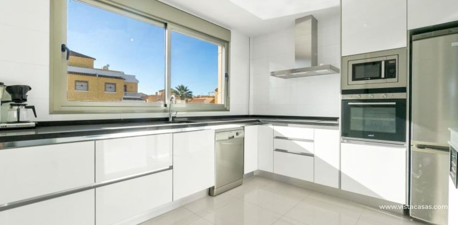 Chalet de 3 habitaciones en Ciudad Quesada en venta - 495.000 € (Ref: 9398779)