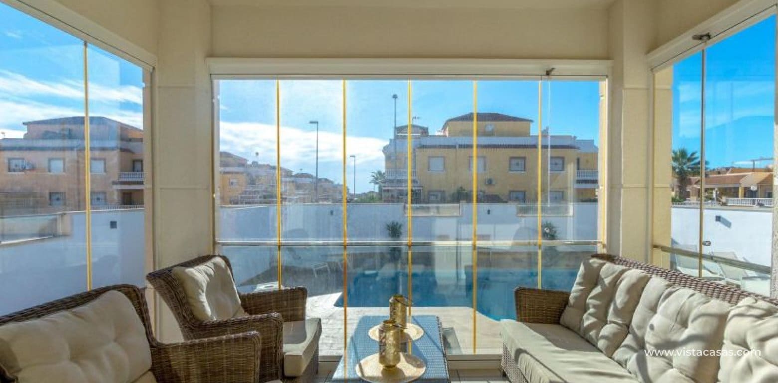 Chalet de 3 habitaciones en Ciudad Quesada en venta - 495.000 € (Ref: 9398779)