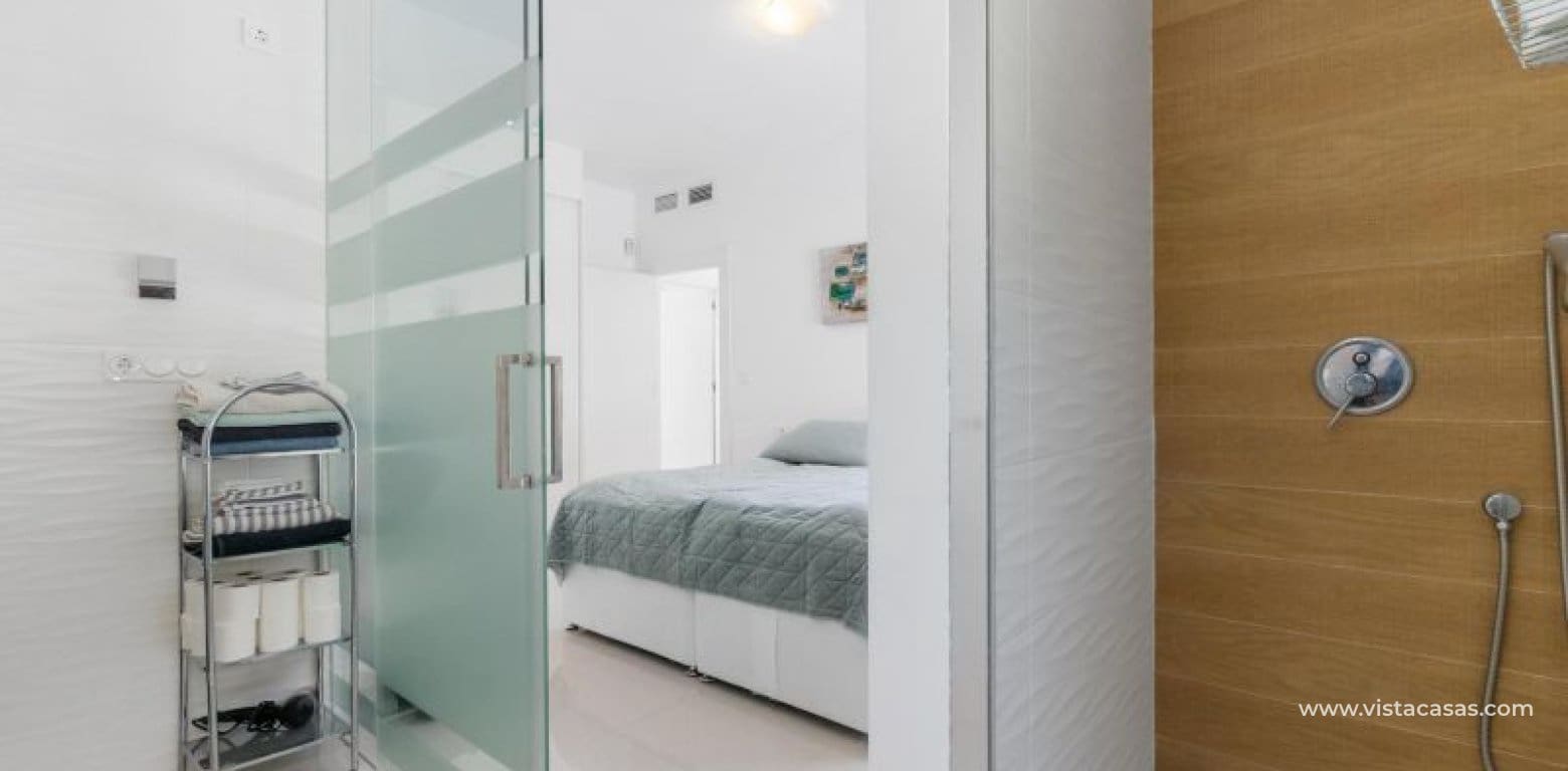 Chalet de 3 habitaciones en Ciudad Quesada en venta - 495.000 € (Ref: 9398779)