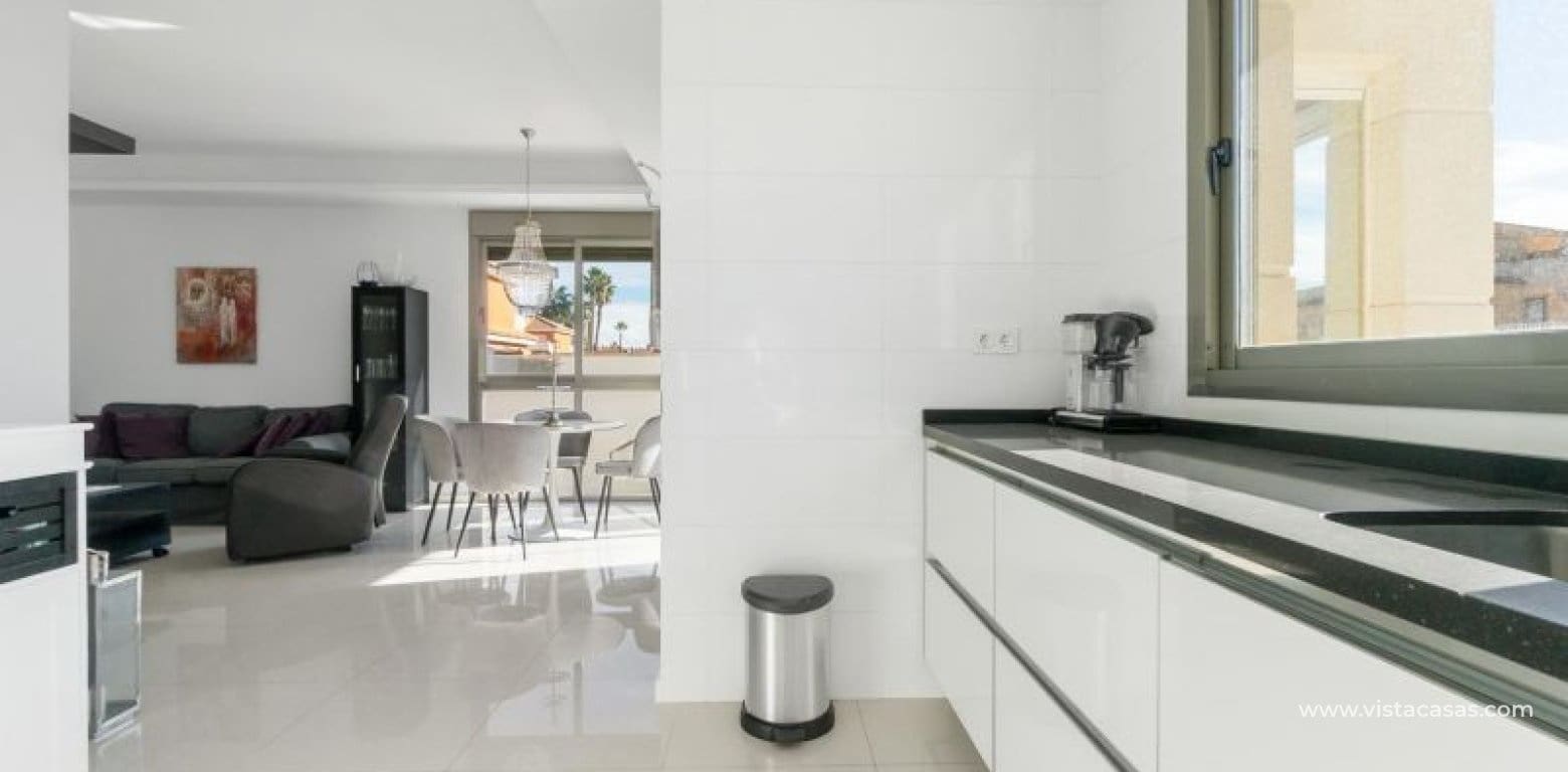 Chalet de 3 habitaciones en Ciudad Quesada en venta - 495.000 € (Ref: 9398779)