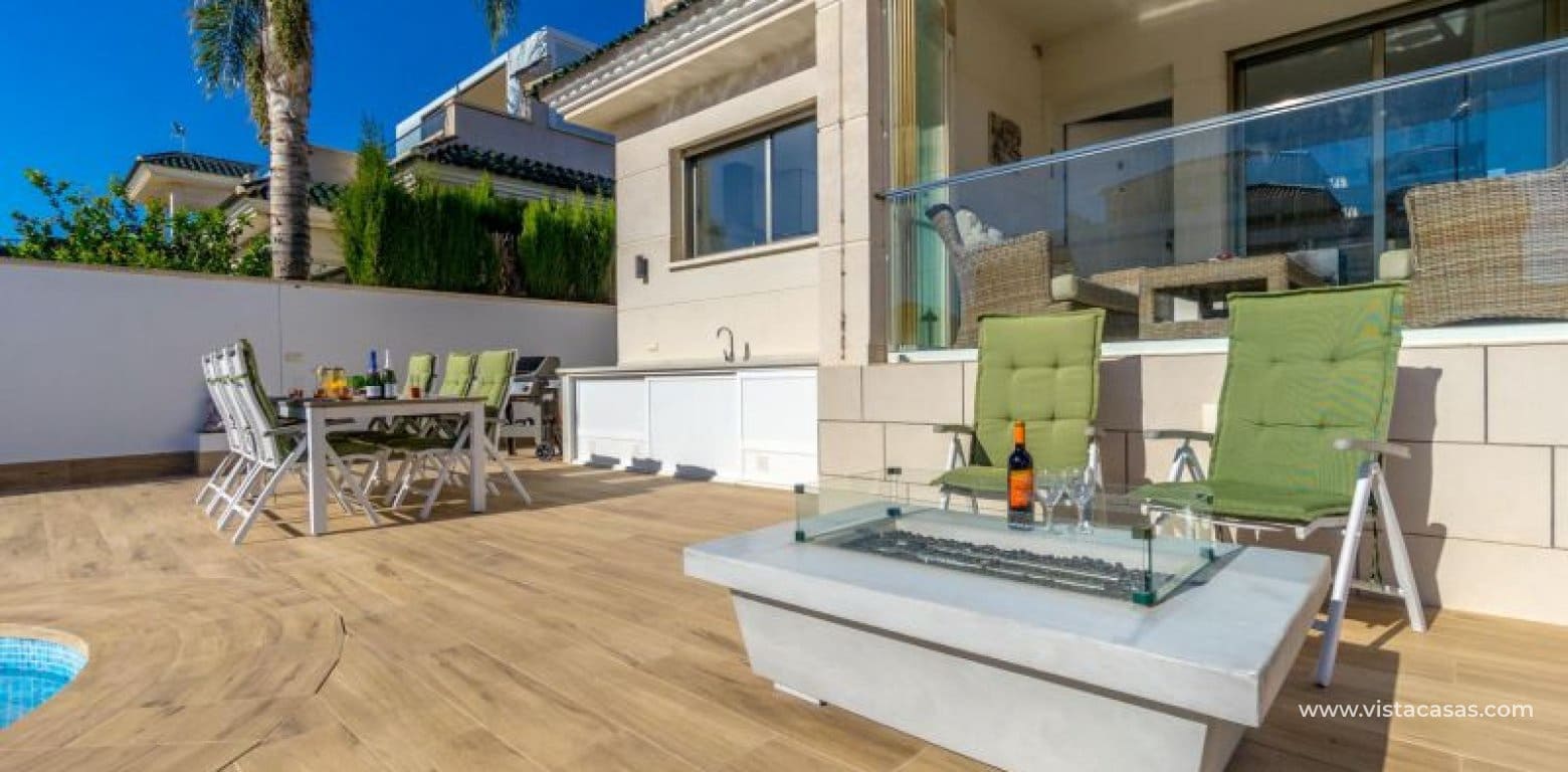 Chalet de 3 habitaciones en Ciudad Quesada en venta - 495.000 € (Ref: 9398779)