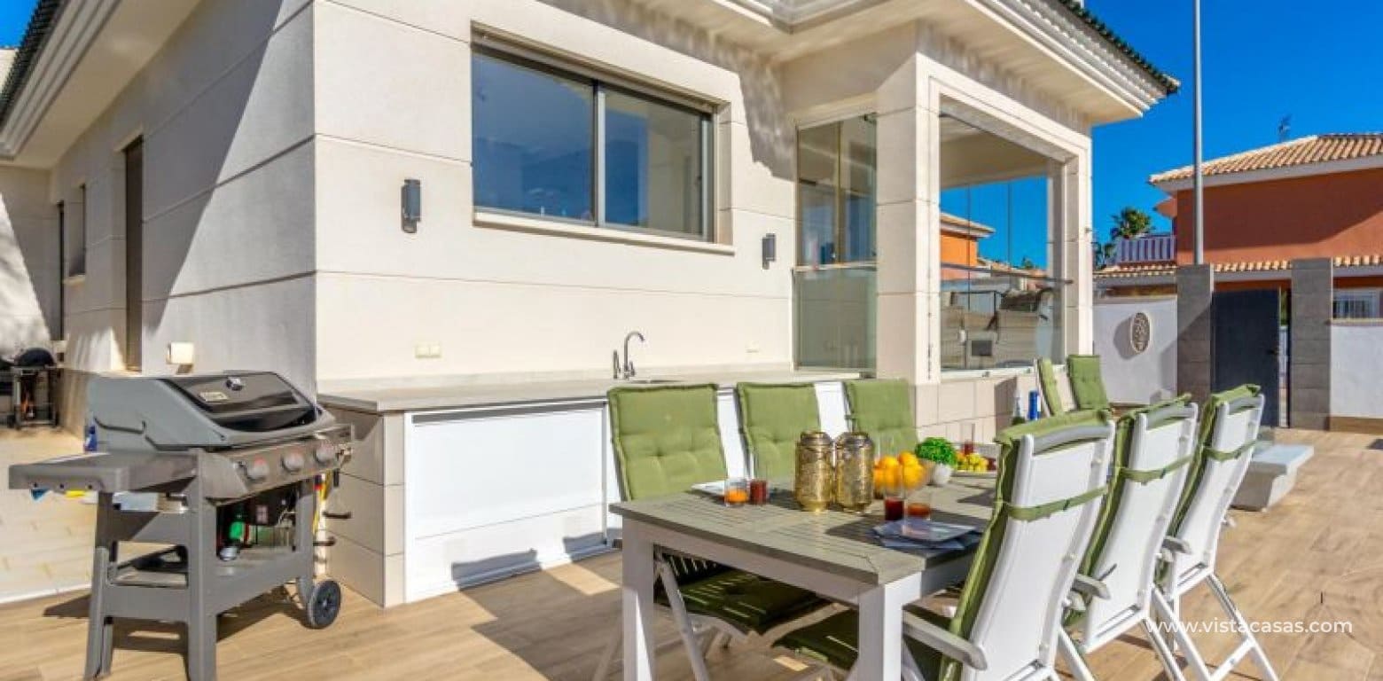 Chalet de 3 habitaciones en Ciudad Quesada en venta - 495.000 € (Ref: 9398779)