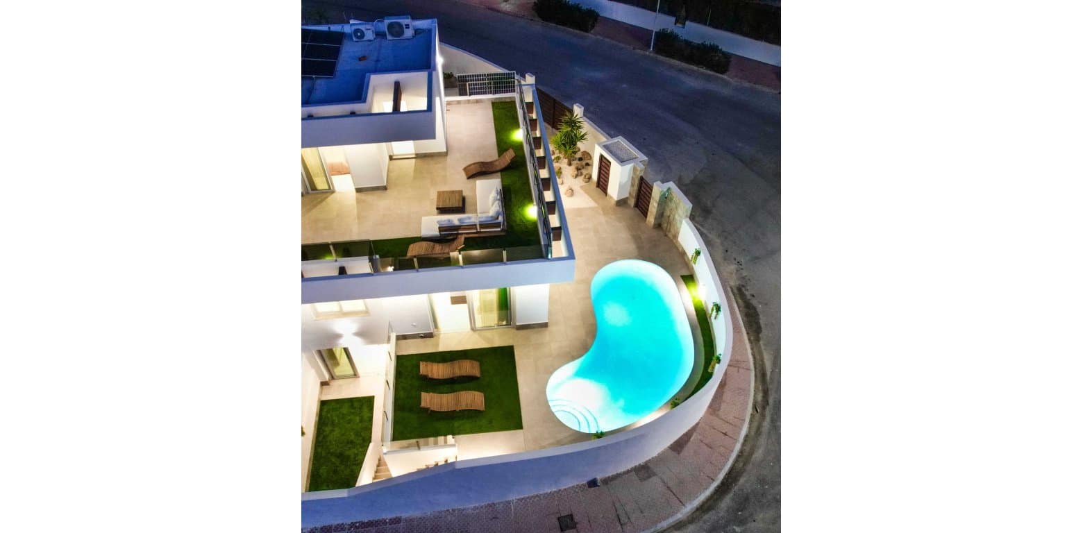 3 Zimmer Villa zu verkaufen in Ciudad Quesada - 449.500 € (Ref: 9398781)