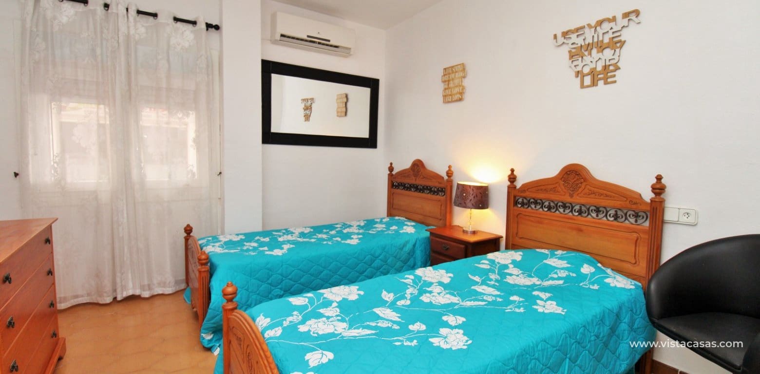 2 chambre Appartement à vendre à Villamartin avec piscine - 169 000 € (Ref: 9401775)