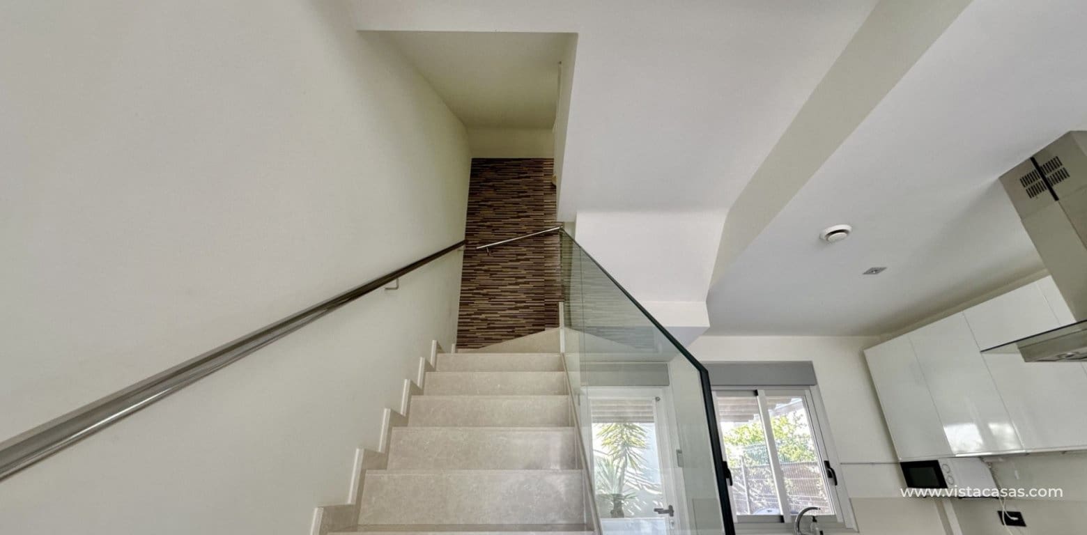 3 bedroom Villa for sale in Cabo Roig - € 389,000 (Ref: 9409393)