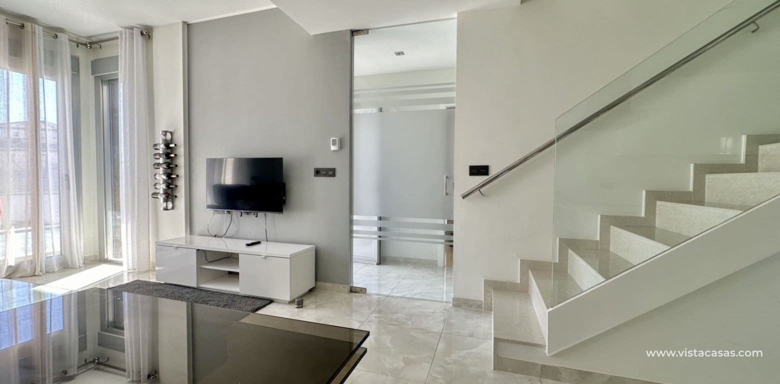 3 bedroom Villa for sale in Cabo Roig - € 389,000 (Ref: 9409393)