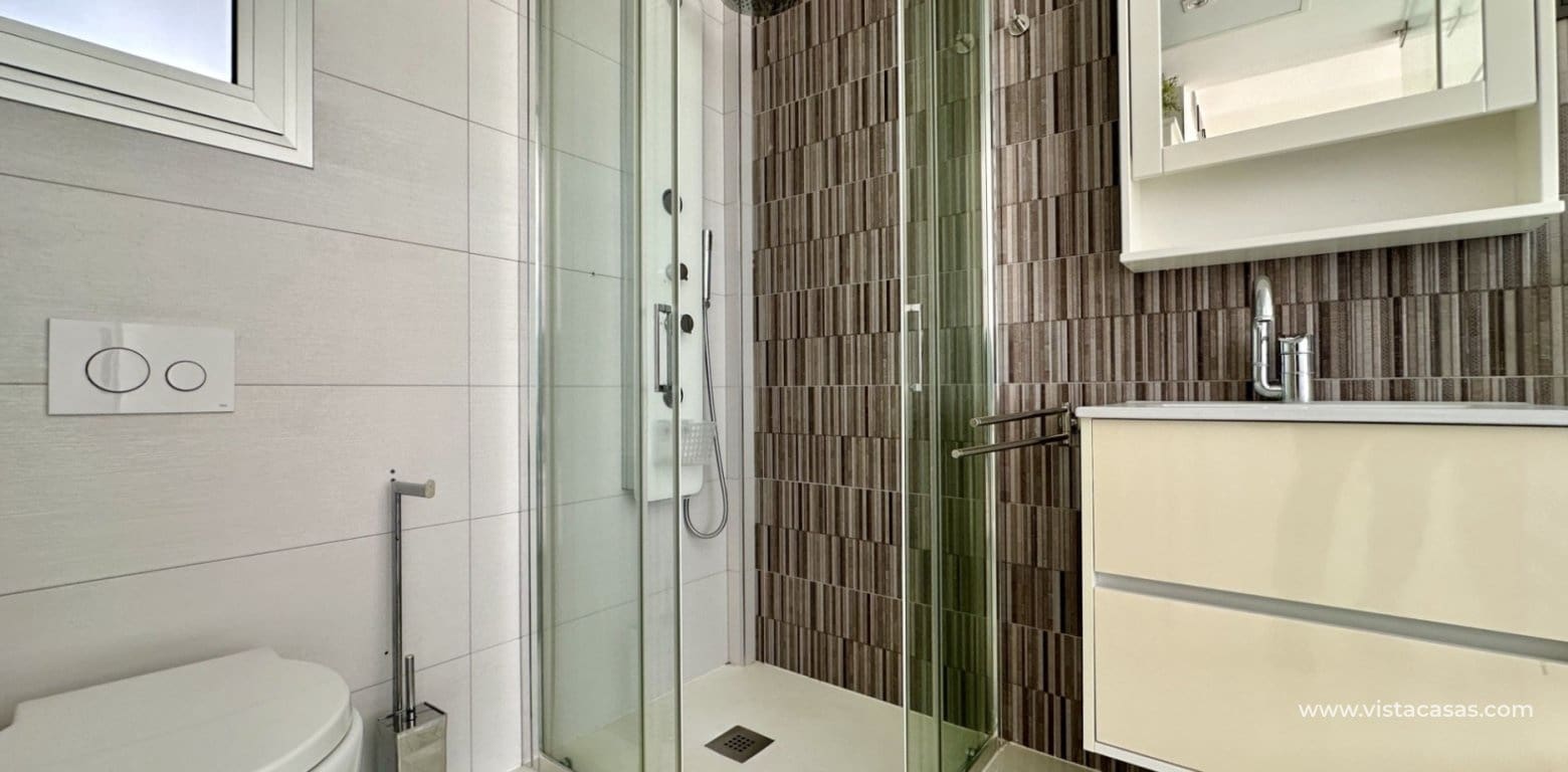 3 bedroom Villa for sale in Cabo Roig - € 389,000 (Ref: 9409393)