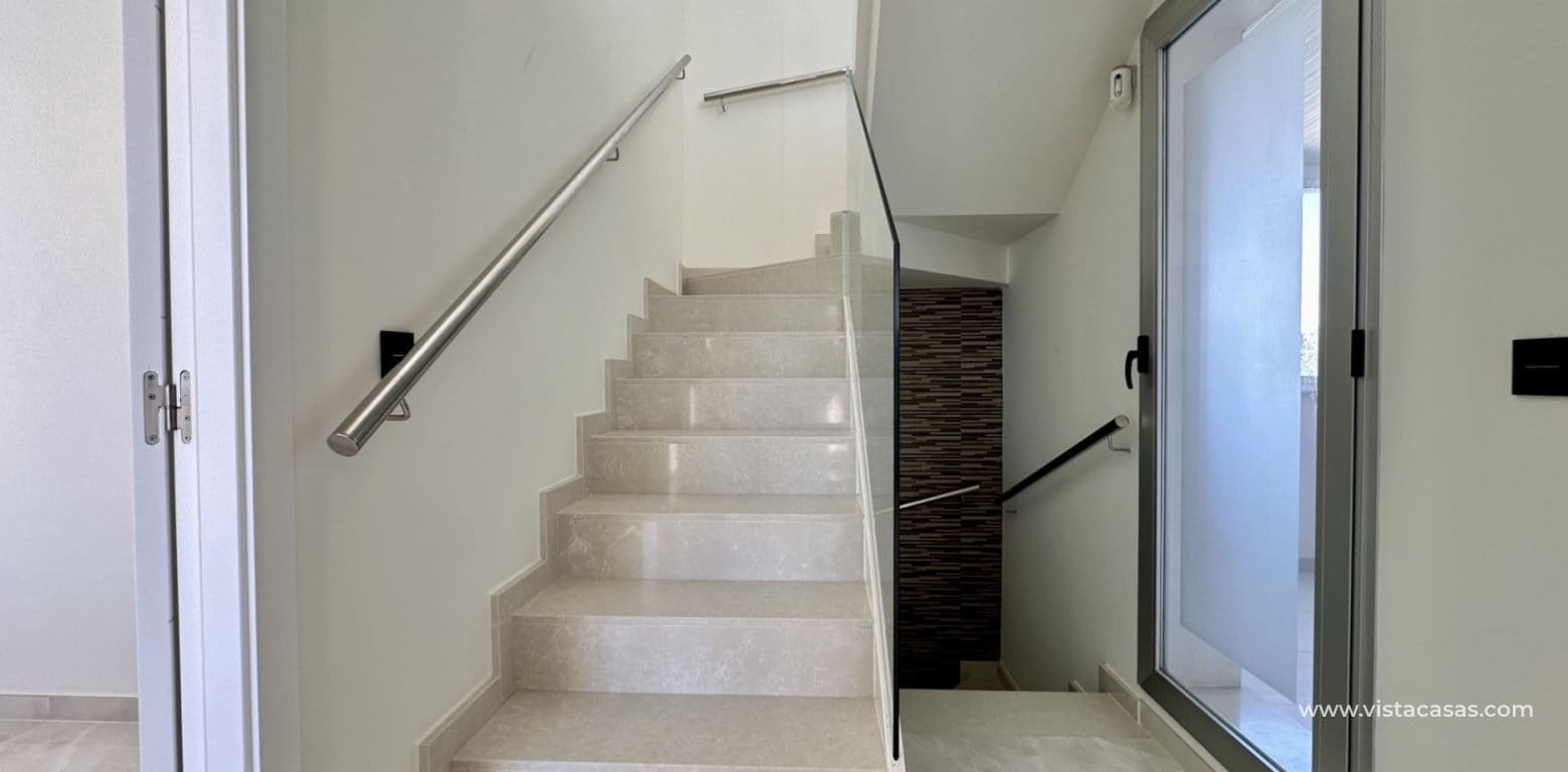 3 bedroom Villa for sale in Cabo Roig - € 389,000 (Ref: 9409393)