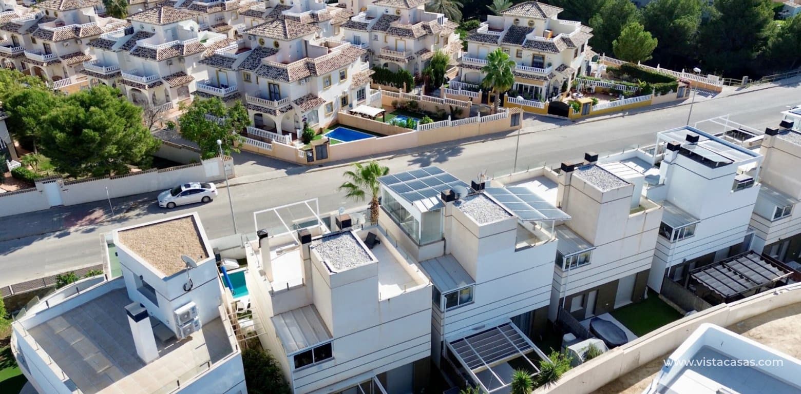 3 bedroom Villa for sale in Cabo Roig - € 389,000 (Ref: 9409393)